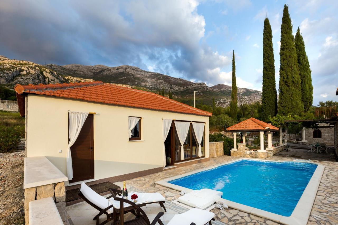 Holiday Home Lazustina Paradise Mihanici Ngoại thất bức ảnh